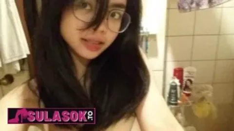 Hindi Mapigilang Mangati nang Pussy ni Cutie